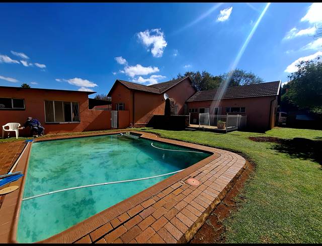 3 BEDROOM HOUSE FOR SALE IN BRAKPAN CENTRAL